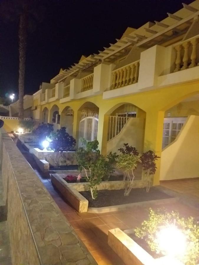 Dream House Villa กาเลตาเดฟุสเต ภายนอก รูปภาพ